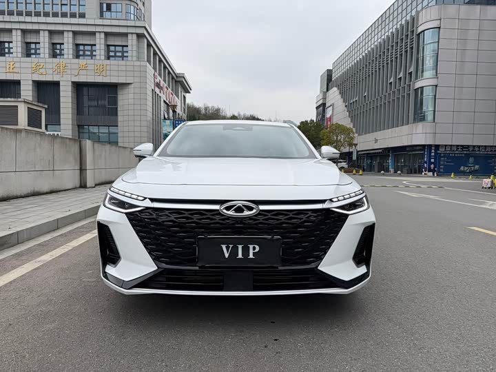 Фото 1 - Chery Arrizo 8