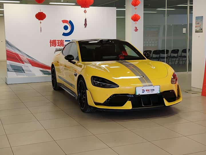 Фото 3 - Xiaomi SU7 Ultra