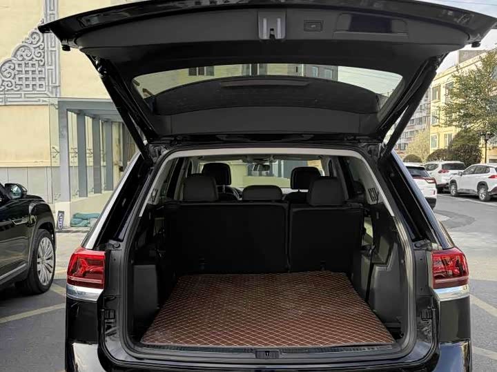 Фото 7 - Volkswagen Teramont Pro