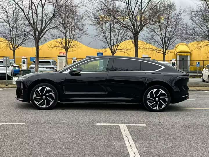 Фото 3 - Nio ET9