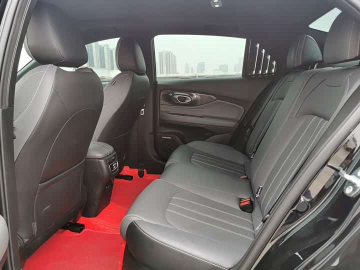 Фото 9 - GAC Trumpchi Empow R