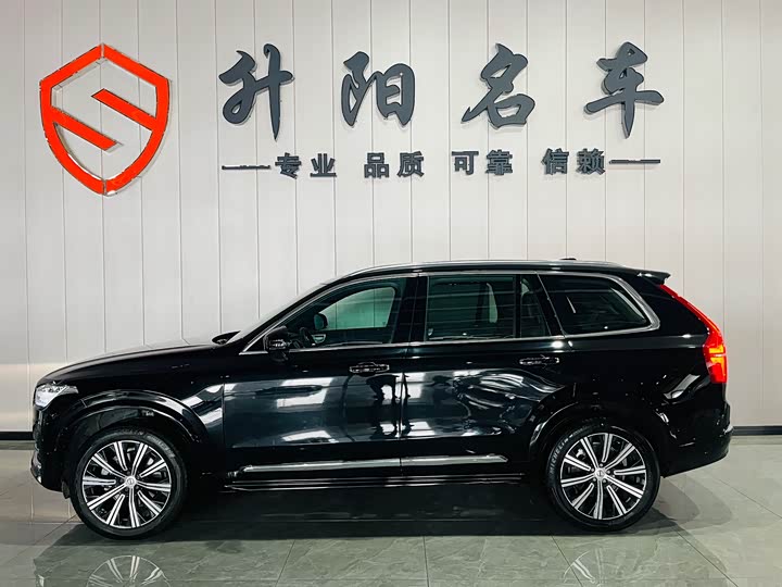 Фото 3 - Volvo XC90