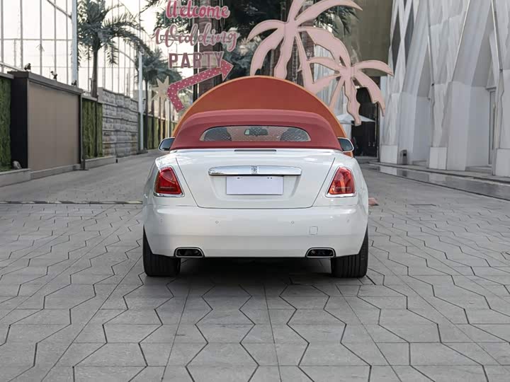 Фото 5 - Rolls-Royce Dawn