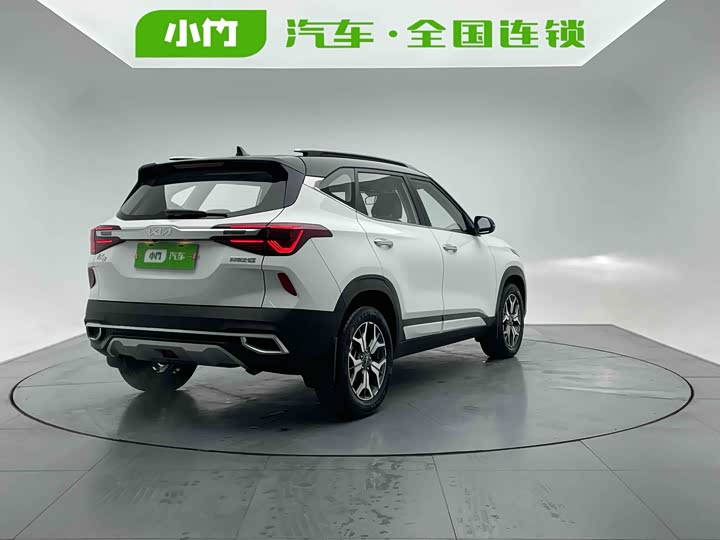 Фото 6 - Kia KX3