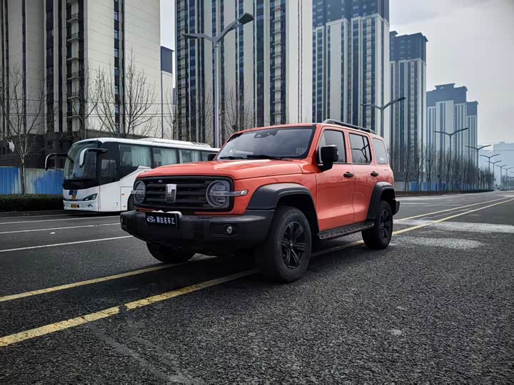 Фото 1 - Tank 300