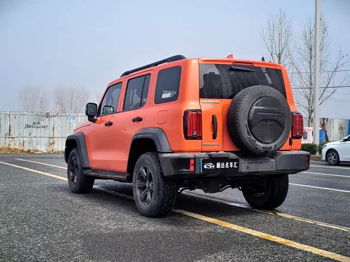 Фото 7 - Tank 300