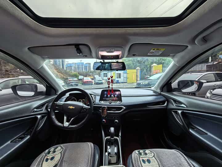 Фото 4 - Chevrolet Tracker