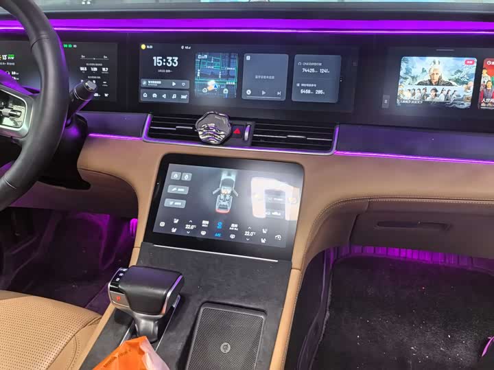 Фото 9 - LiXiang One