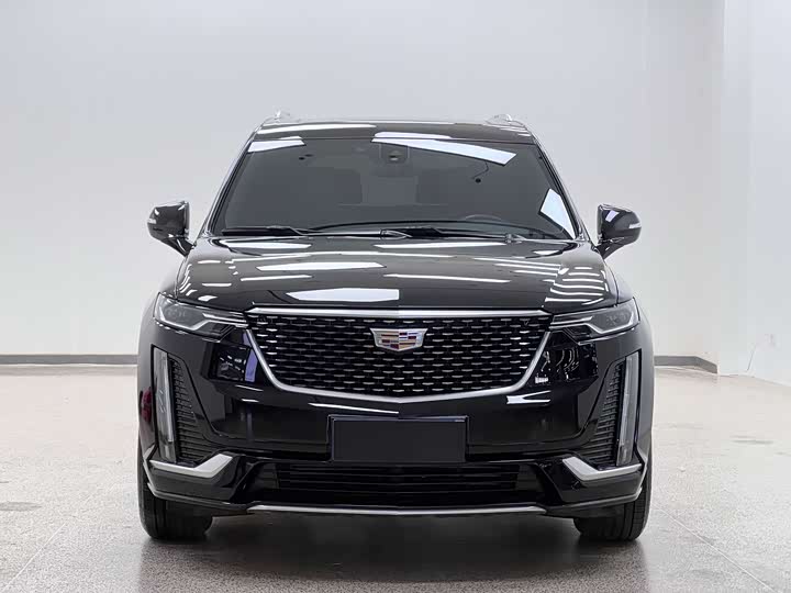Фото 2 - Cadillac XT6
