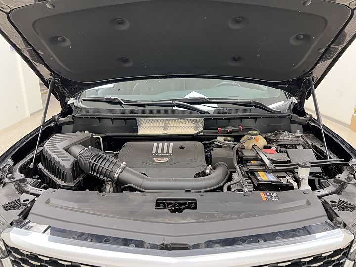 Фото 5 - Cadillac XT6