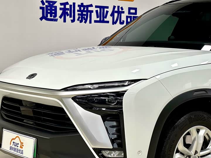 Фото 3 - Nio ES8