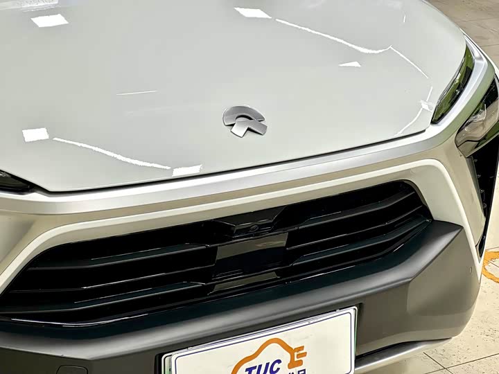 Фото 4 - Nio ES8