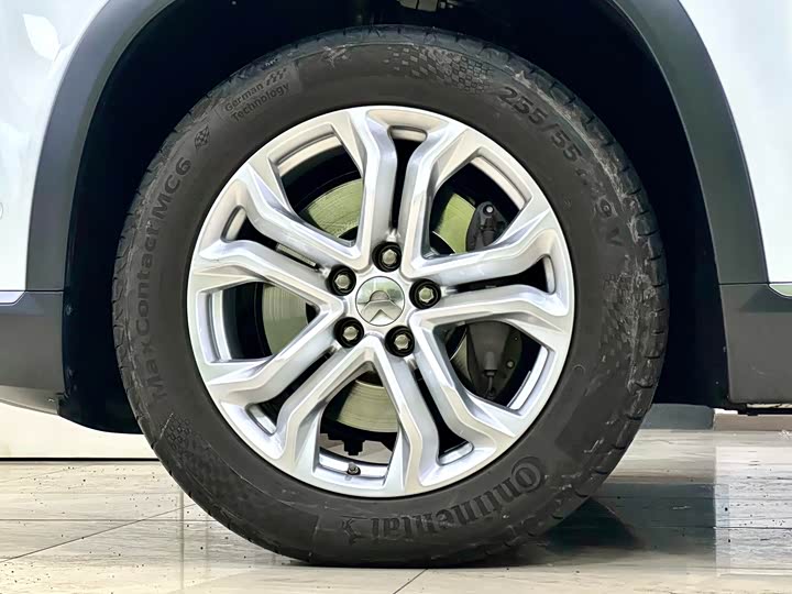 Фото 6 - Nio ES8