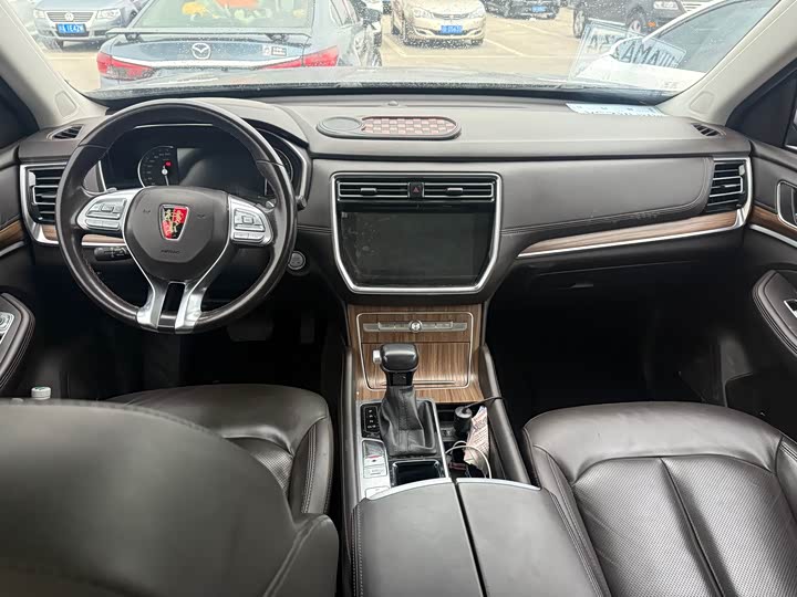 Фото 6 - Roewe RX8