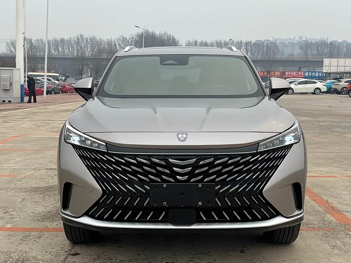Фото 2 - Roewe RX5