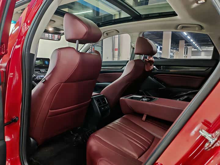 Photo 5 - Honda Accord