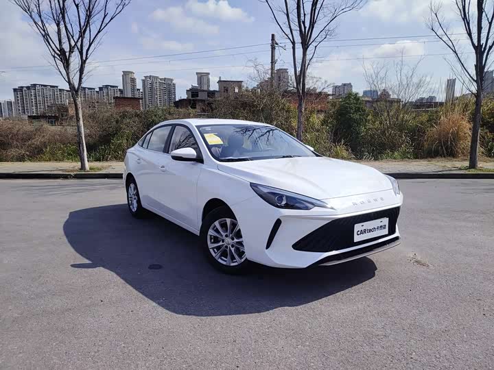 Фото 3 - Roewe i5