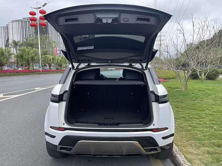 Photo 8 - Land Rover Range Rover Evoque L Hybrid