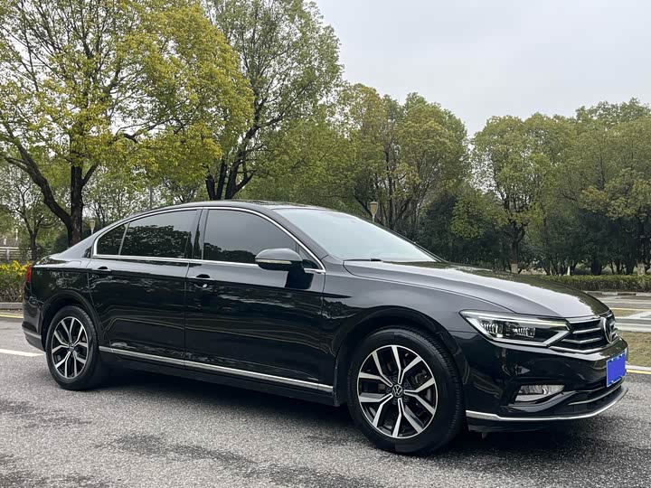 Фото 3 - Volkswagen Magotan