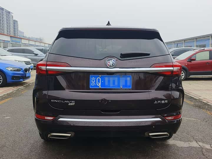 Фото 5 - Buick Enclave