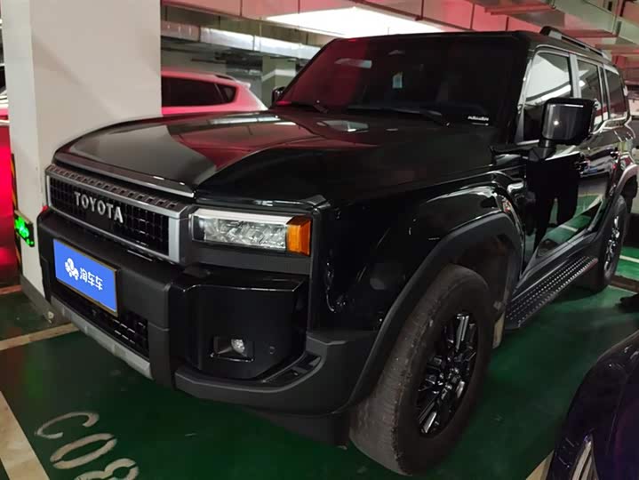 Photo 1 - Toyota Prado