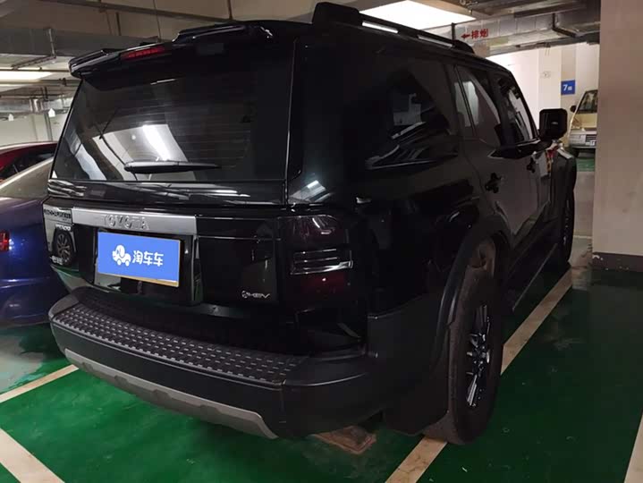 Photo 3 - Toyota Prado