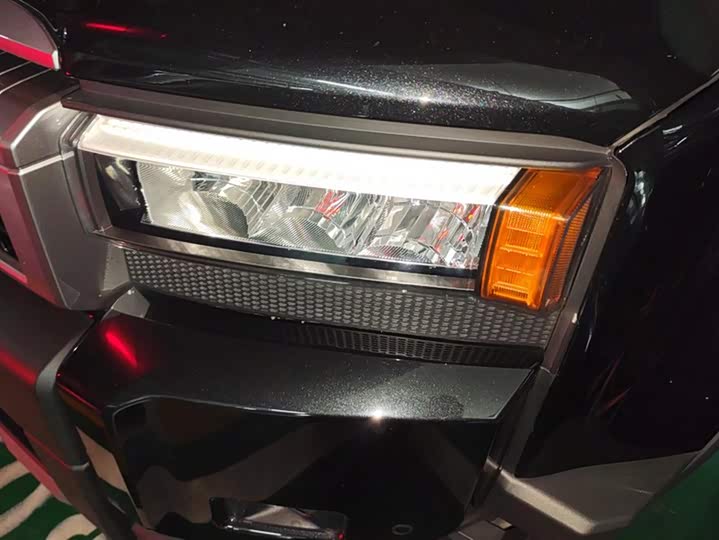 Photo 5 - Toyota Prado