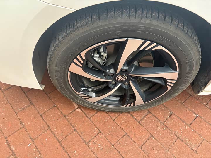 Фото 9 - MG Motor 6