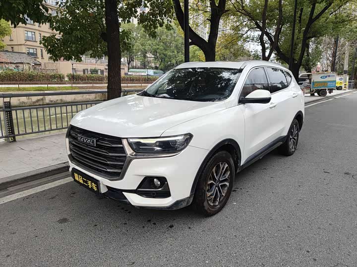 Photo 1 - Haval H6