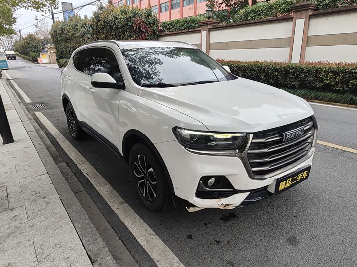 Photo 2 - Haval H6