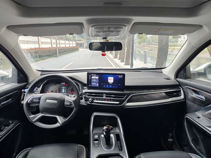 Photo 4 - Haval H6