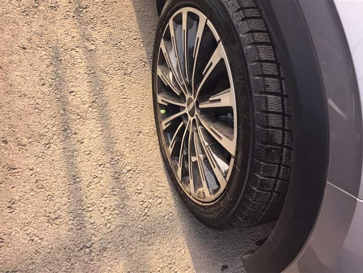 Фото 6 - Geely Monjaro Thor Hybrid