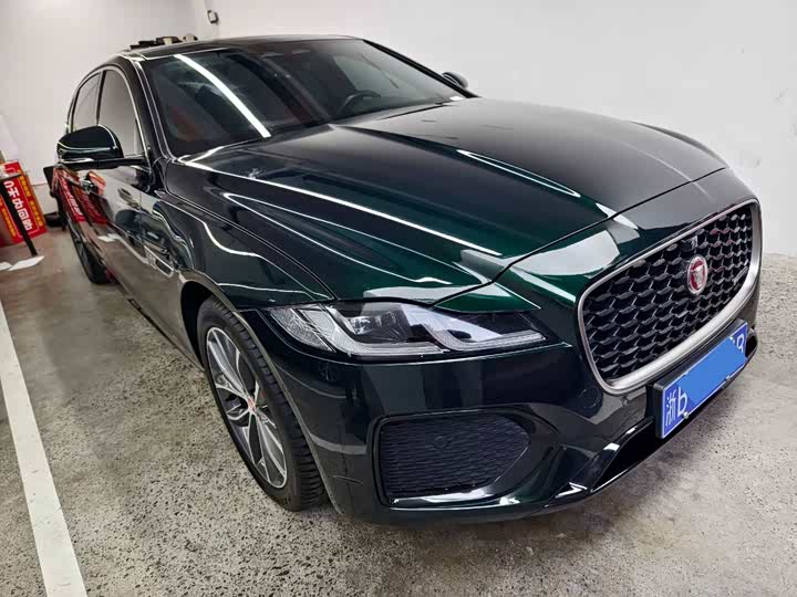 Фото 3 - Jaguar XF L