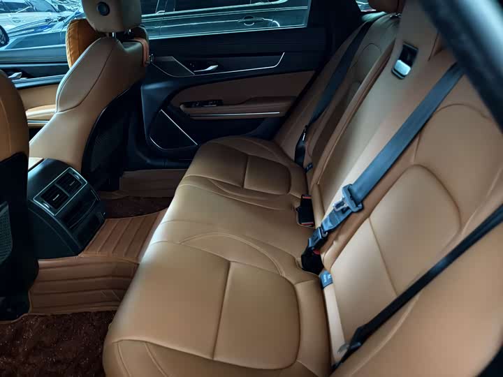 Фото 7 - Jaguar XF L