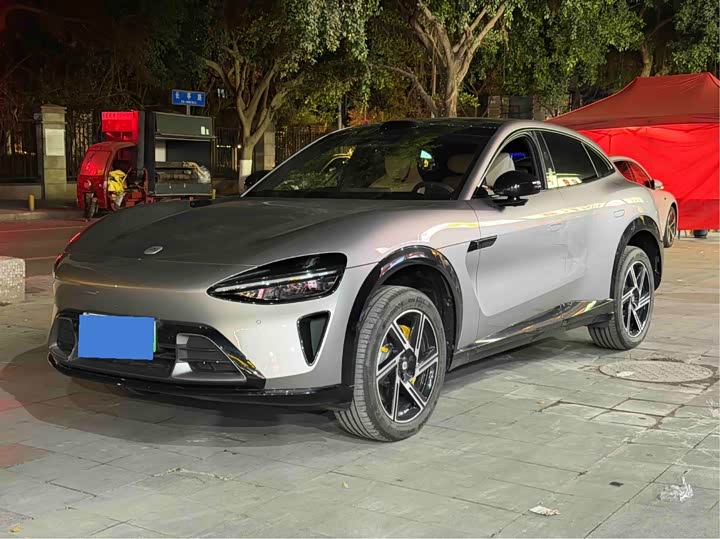 Фото 1 - Xiaomi YU7