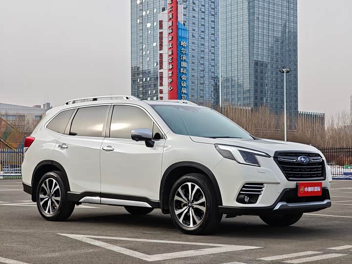 Фото 4 - Subaru Forester