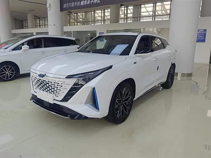 Фото 1 - Changan Oshan Z6 Hybrid