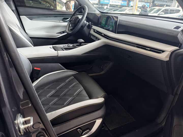 Фото 6 - Changan CS75 Plus