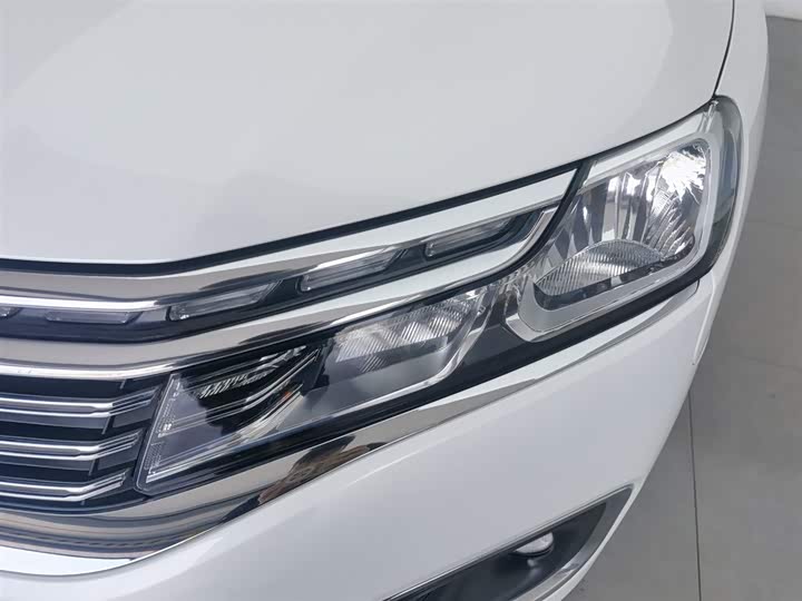 Фото 7 - Citroen C6