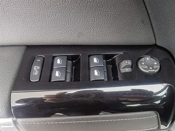 Фото 9 - Citroen C6