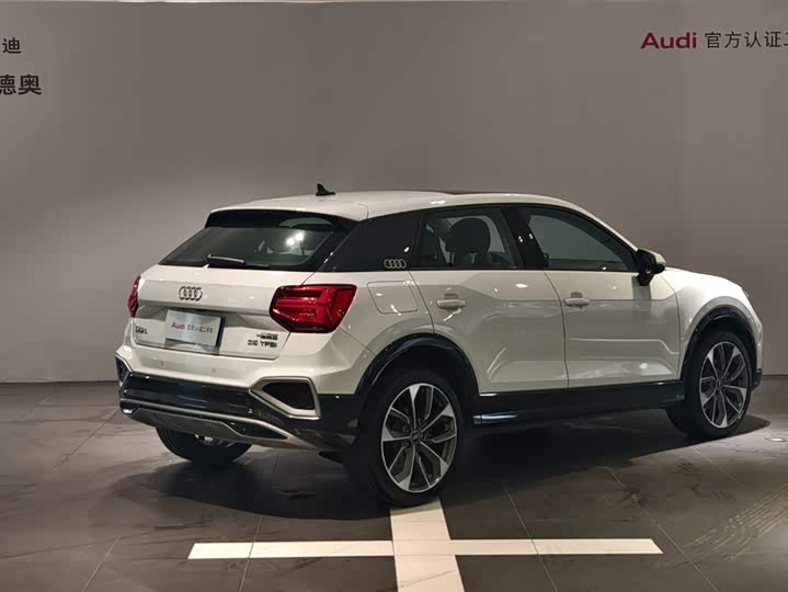 Фото 3 - Audi Q2L