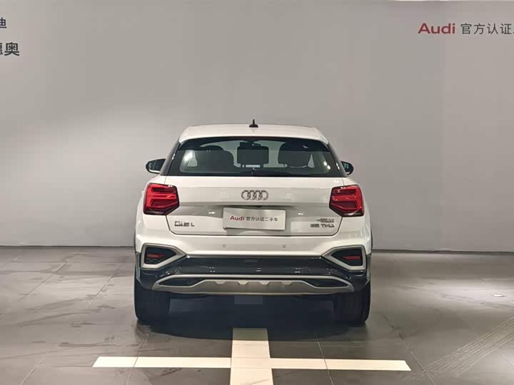 Фото 6 - Audi Q2L