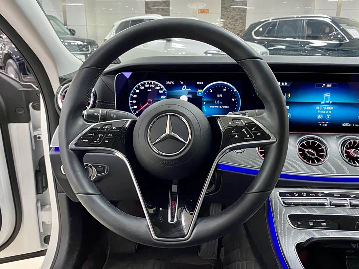 Photo 7 - Mercedes-Benz CLS-Class