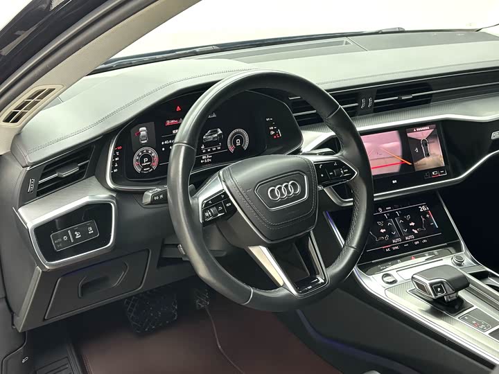 Фото 4 - Audi A6L