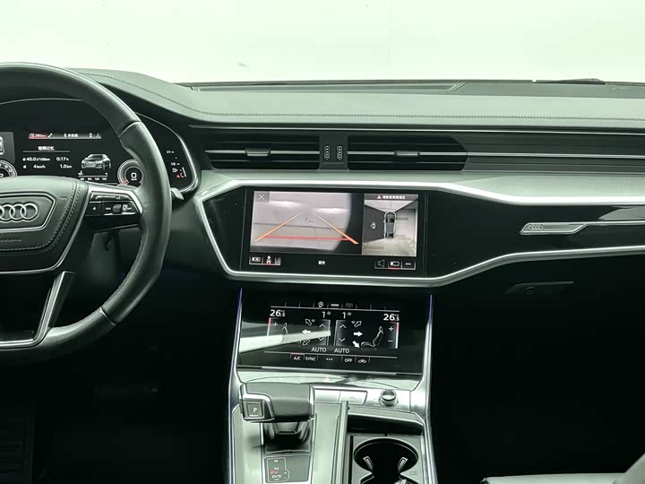 Фото 7 - Audi A6L