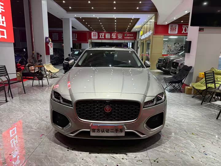 Фото 2 - Jaguar XF L