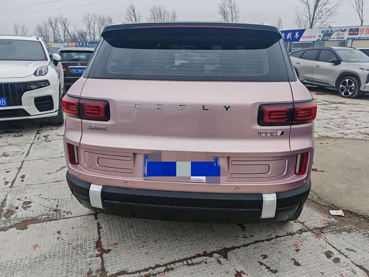 Фото 9 - Geely Icon