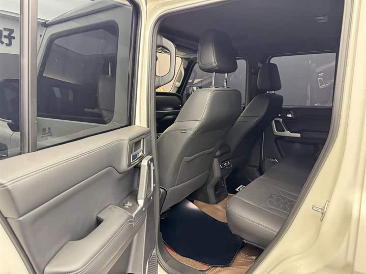 Фото 9 - BAW 212 T01