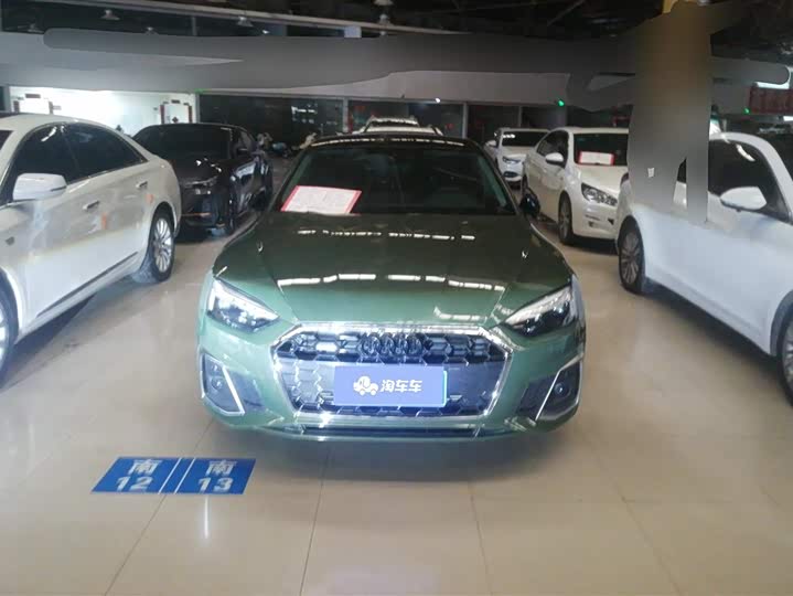 Фото 2 - Audi A5