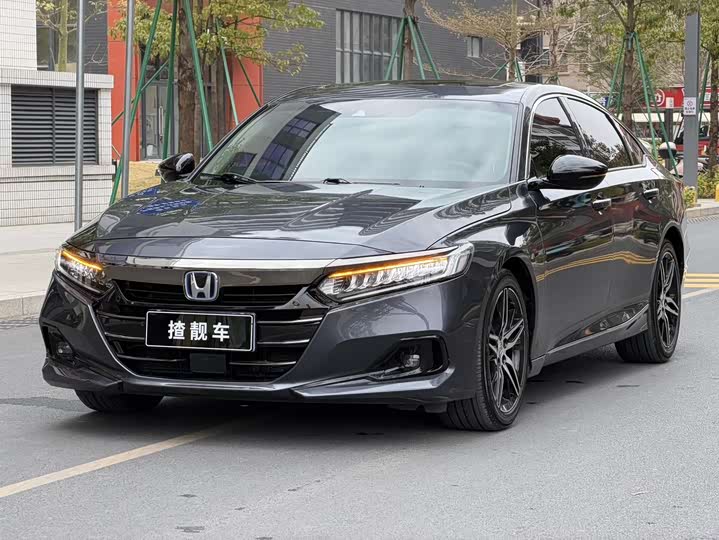 Photo 1 - Honda Accord